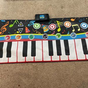 2016 Happy Hero Giant Keyboard Playmat - Kids Party Dance Fun - Works Great!